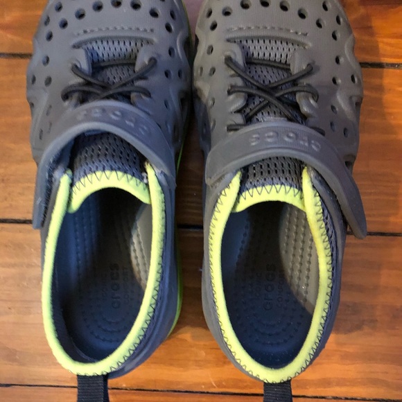 Crocs - Picture 2 of 5